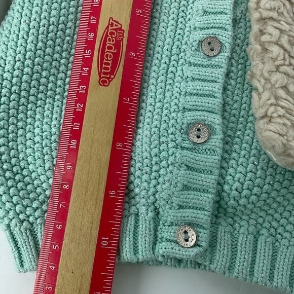Carter’s Girls 9M 2 Piece Sweater H&M Sherpa Fleece Vest Set Baby Winter Outfit - Picture 12 of 16